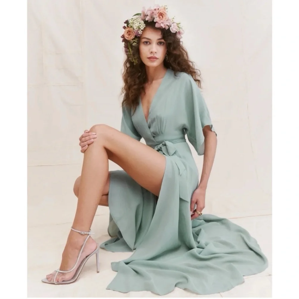 Reformation Winslow Elegant Green Wrap Dress Size Medium - Picture 3 of 14